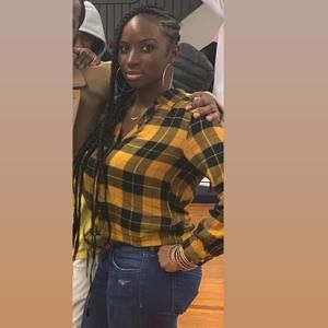 Meet your Posher, Juliana